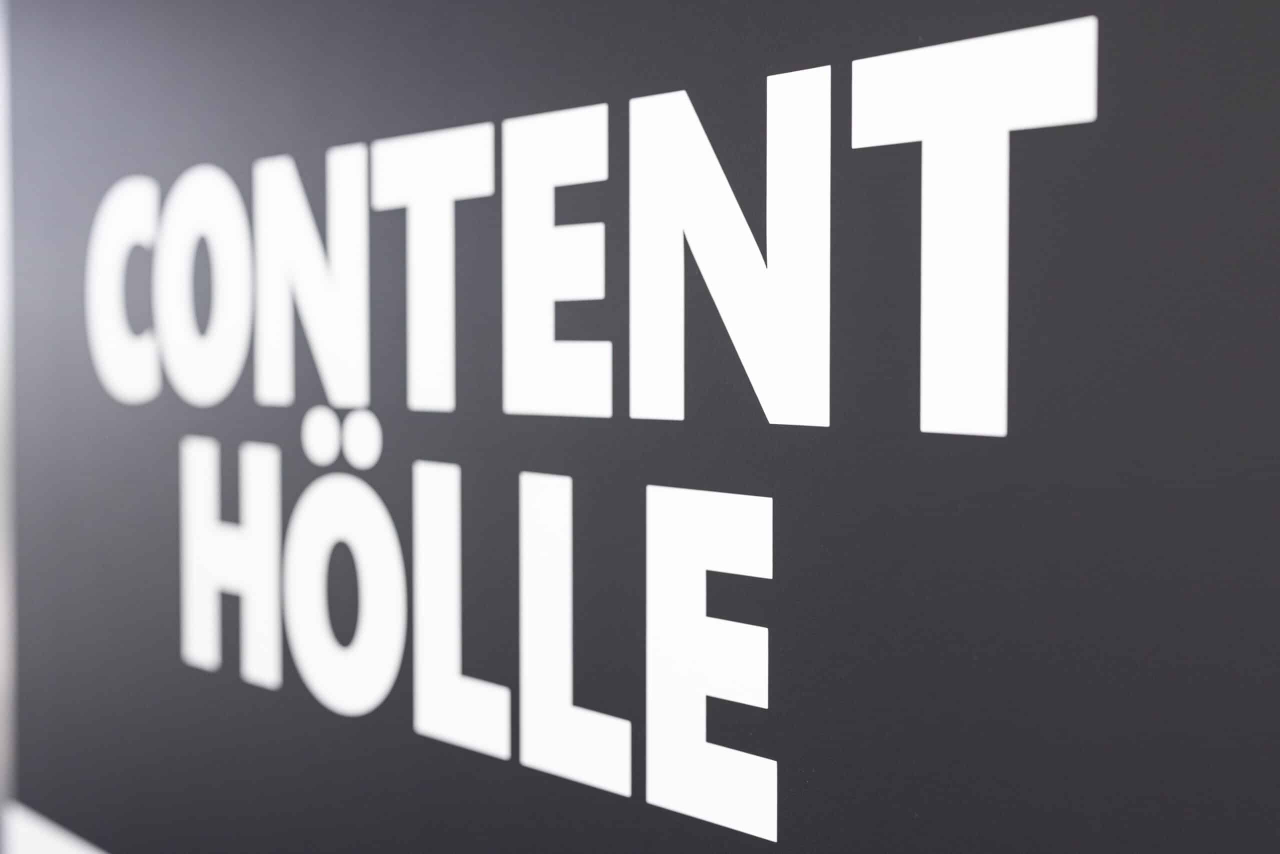 Social Media Agentur Balingen - Content Hölle Schild
